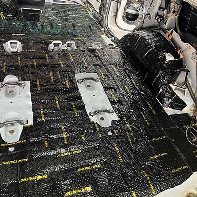 ভালো দাম কাস্টমাইজড কার হুড আইসোলেশন প্যাড গাড়ি তাপীয় বাধা গোলমাল হ্রাস নকশা অনলাইন